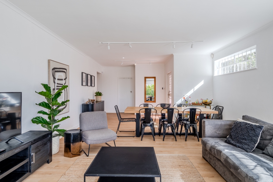7 Bedroom Property for Sale in Rondebosch Western Cape